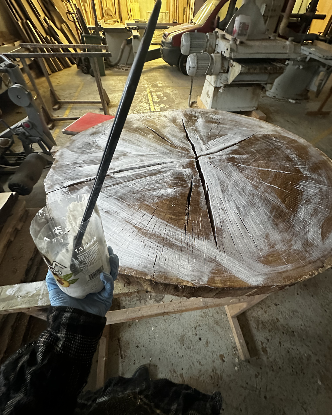 epoxidový stůl dub - penetrace před epoxidem